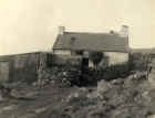 carreg_lefain_bach.jpg (49545 bytes)