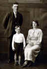 now_laura_gwilym.jpg (42391 bytes)