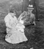 kate_bryn.jpg (45900 bytes)