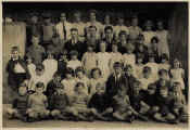 Plant_ysgol_rhiw_1935.jpg (121258 bytes)